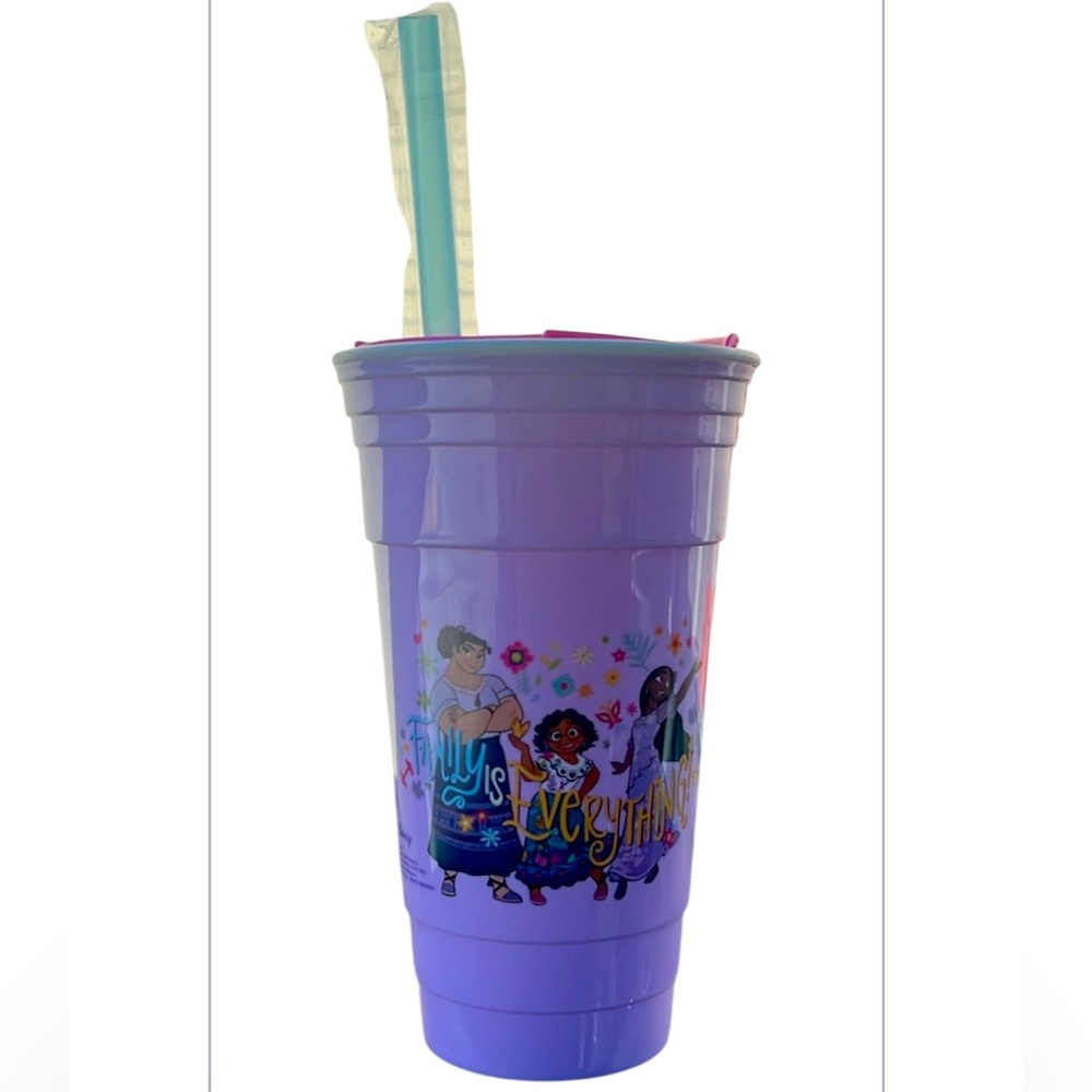 Disney Encanto 32 Oz Purple Tumbler With Lid & Straw